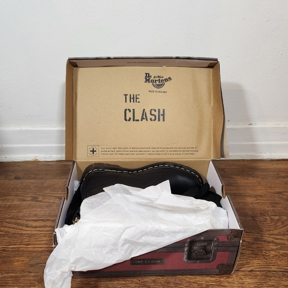 Dr. Martens x The Clash 1460 Made in England Limited Edition - Picture 7 of 8